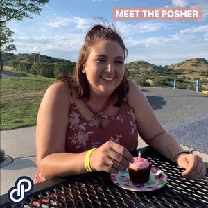 Meet Your Posher, Courtney